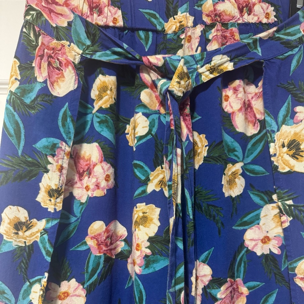 New Look Floral Wide Leg Pants - Blue and Pink - Picture 4 of 7